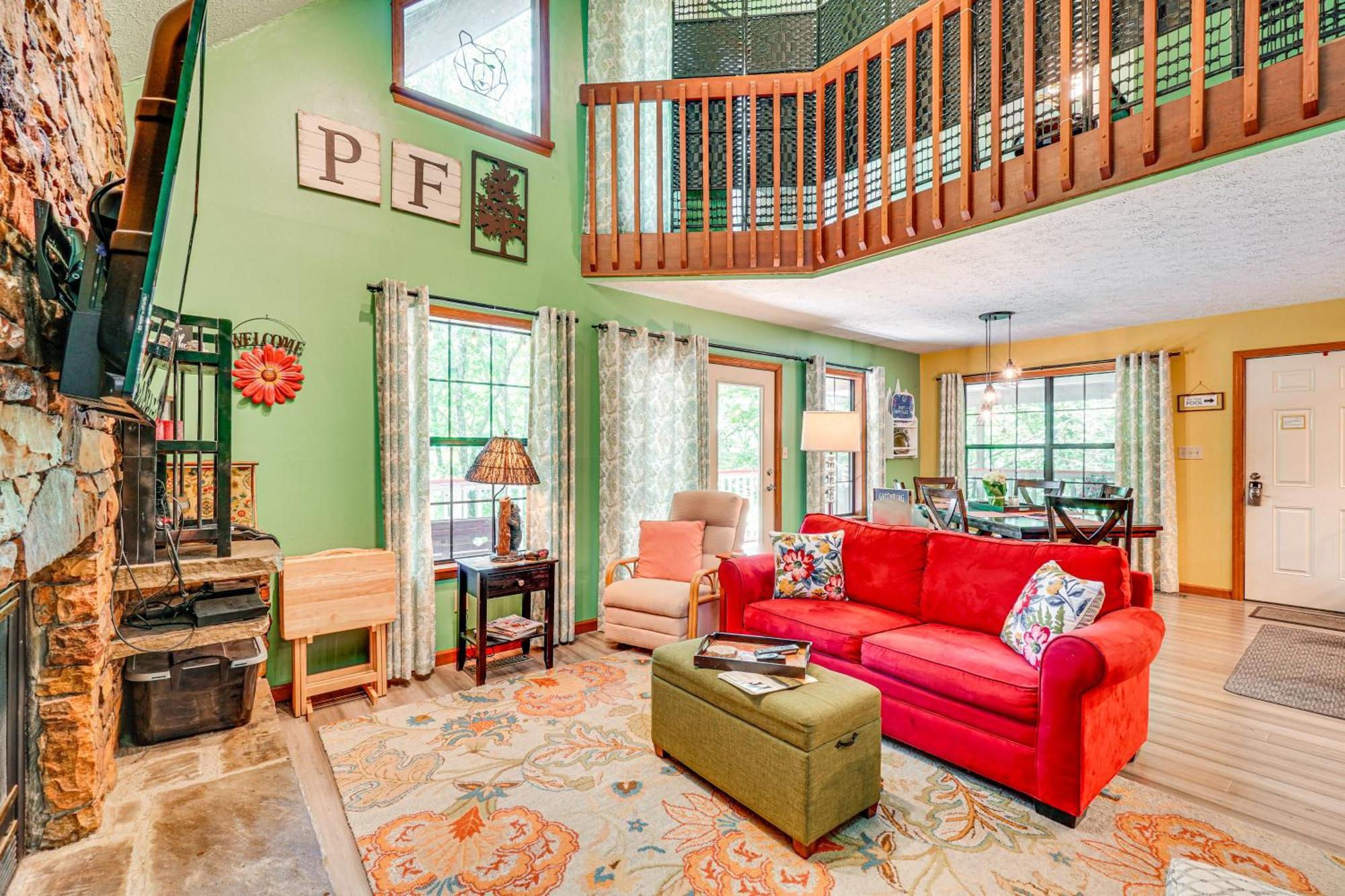 Smoky Mountain Cabin With Deck And Hot Tub! Pigeon Forge Exterior photo