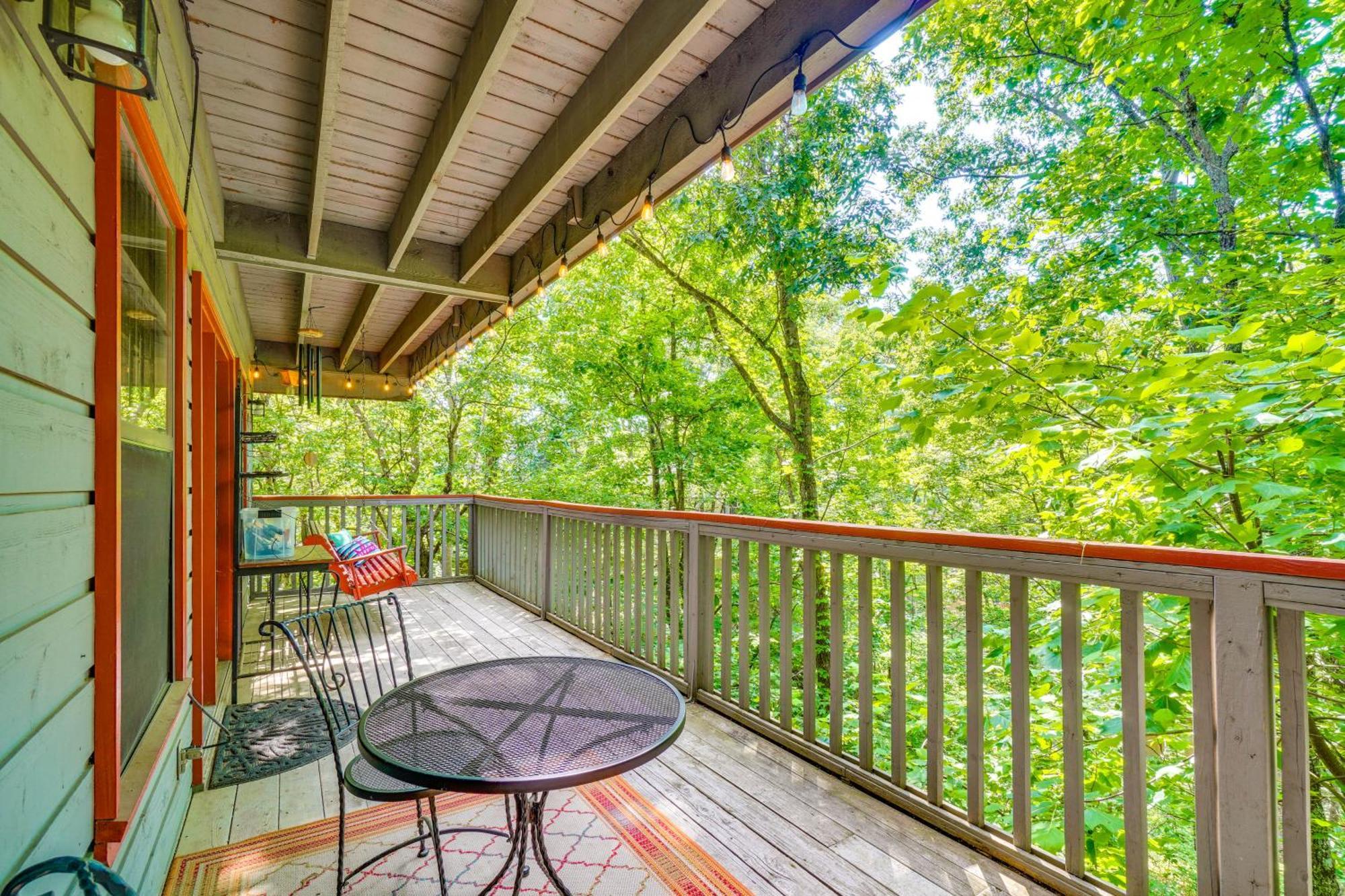 Smoky Mountain Cabin With Deck And Hot Tub! Pigeon Forge Exterior photo